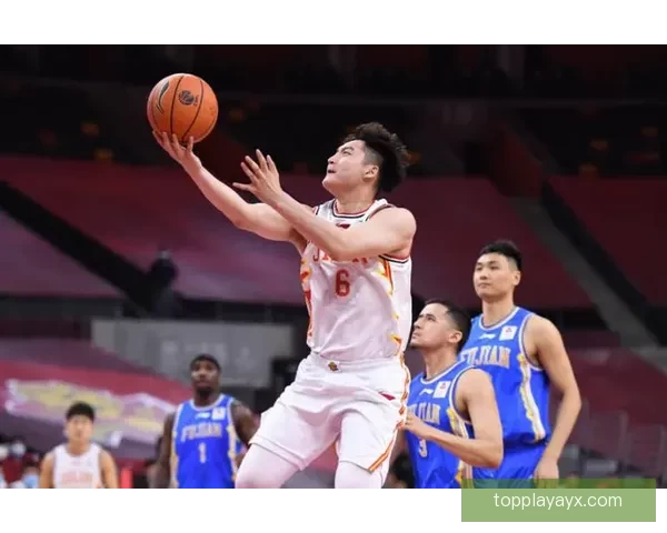 亚历山大强调全力以赴检验实力以好习惯驱动球队始终保持高度专注